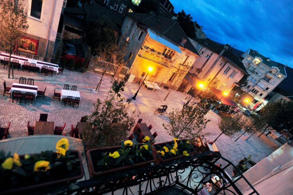 Hotel Room City Square With Great View No Parking Skopje Buitenkant foto